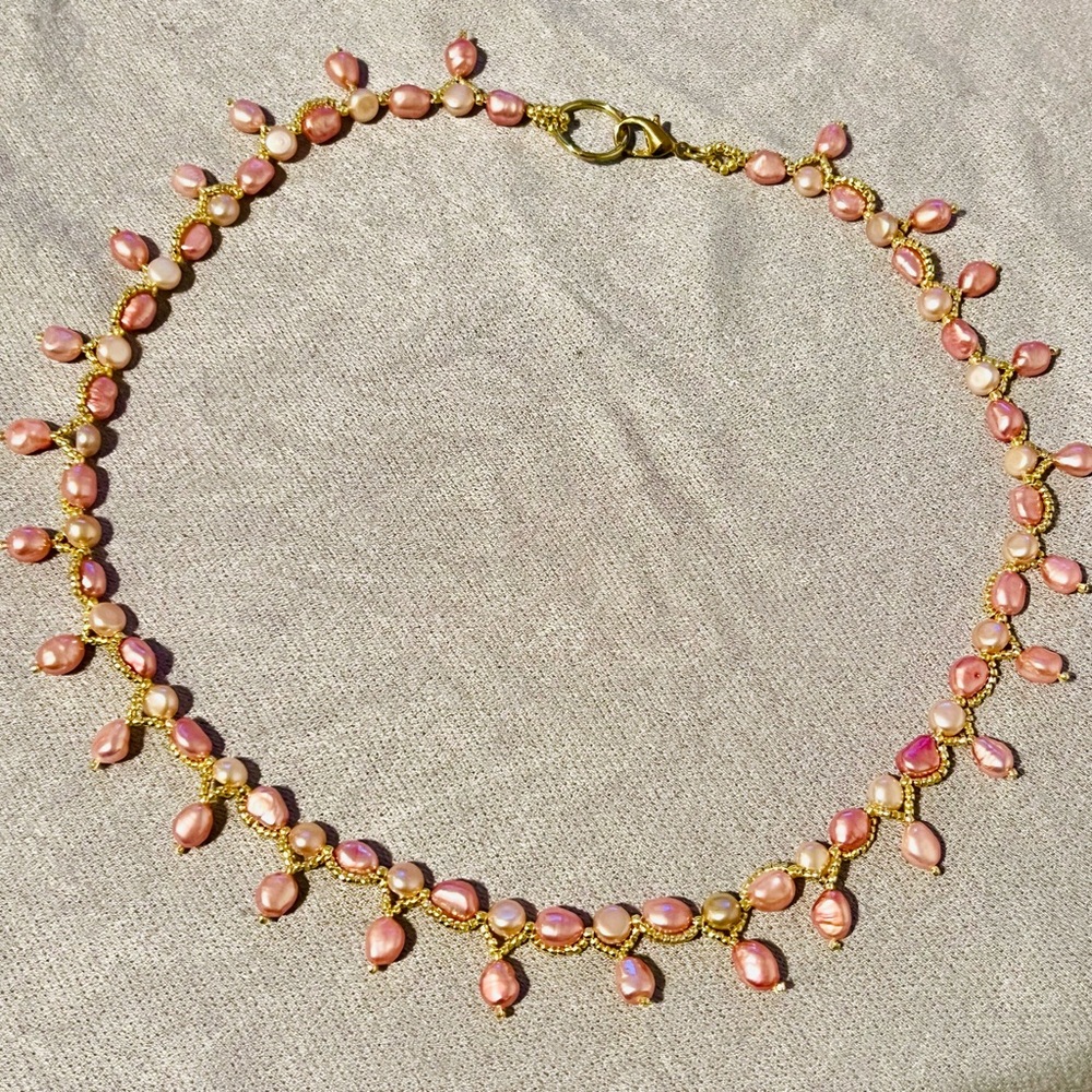 Elegant Pink and Gold Handmade Pearl Necklace